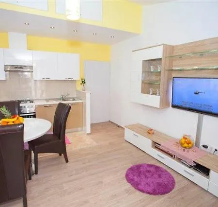 With A Parking Space - 11418 Lejlighed Makarska